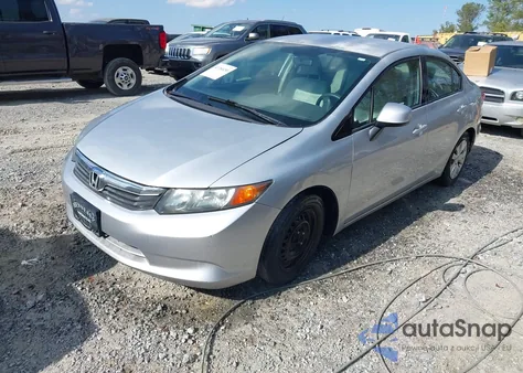 2012 Honda Civic Lx z USA, uszkodzony, nr VIN 2HGFB2F53CH560566